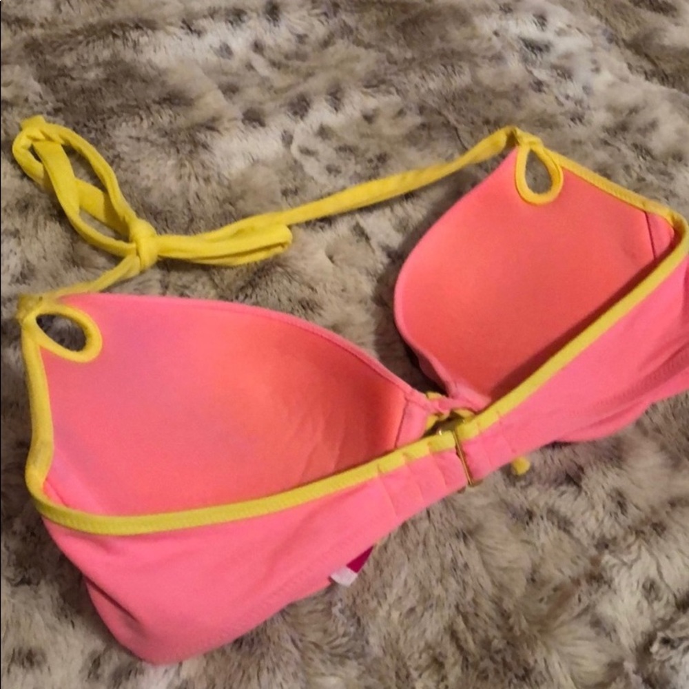NWOT Victoria’s Secret swim bikini top. - Picture 5 of 5